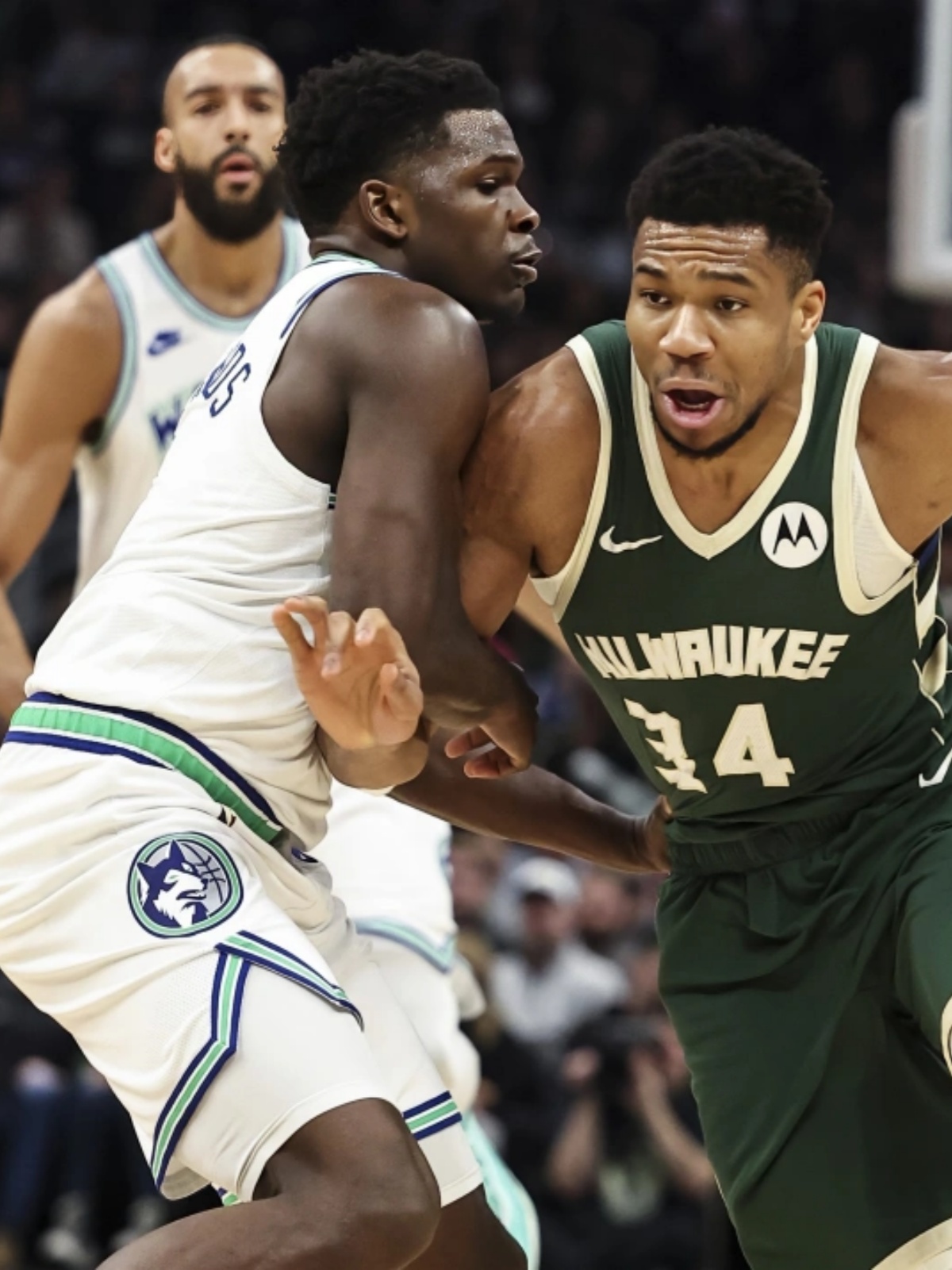 lol台服官网首页地址明尼苏达森林狼训练开放日，清晨主帅复盘引欢呼，NBA季后赛在即，高层口径保持一致的简单介绍