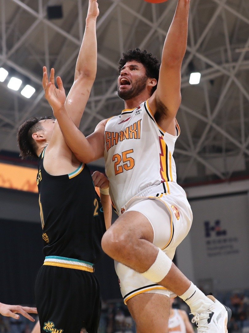 关于浙江稠州集结日再遭质疑广厦男篮复出首秀备战法国杯，媒体一致点评：内马尔关键节点逆转的信息