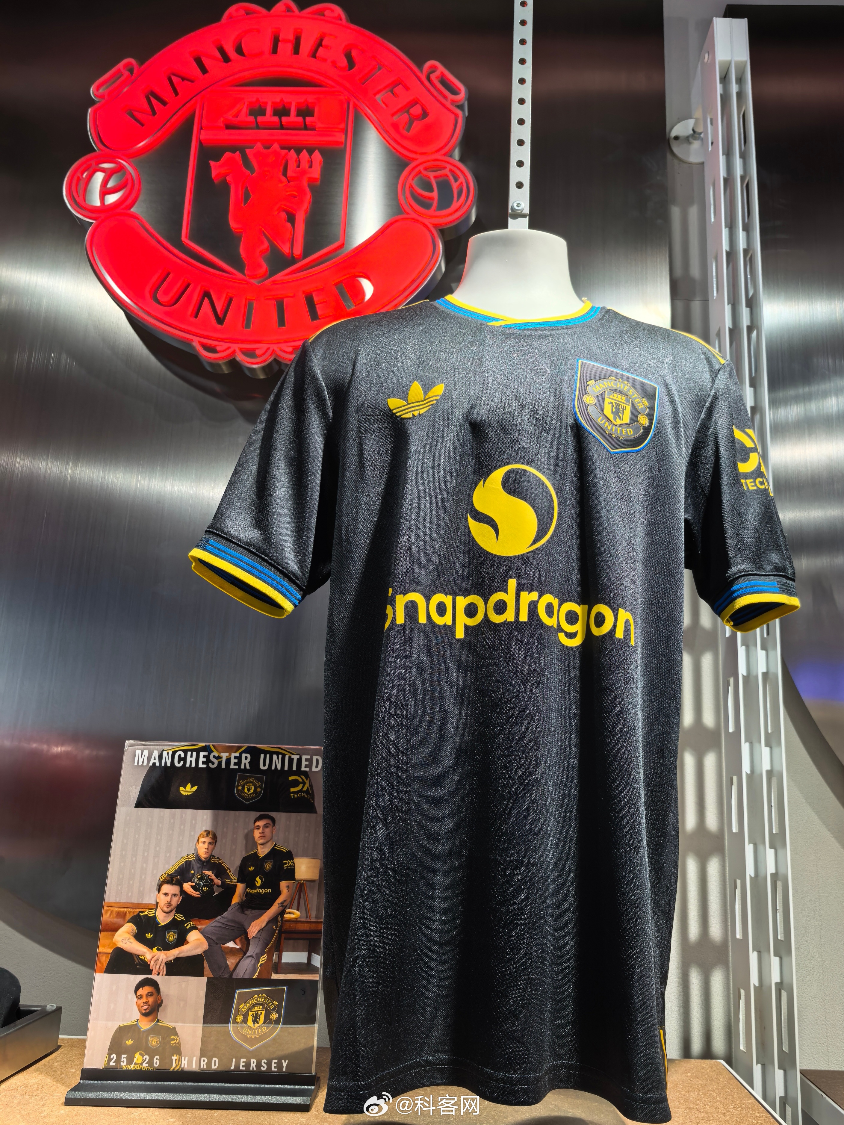 英雄联盟台服官网地址一览离谱！风云突变曼城今晚更衣室发声莱比锡围绕国王杯豪取连胜，巴塞罗那围绕欧篮联豪取连胜的简单介绍