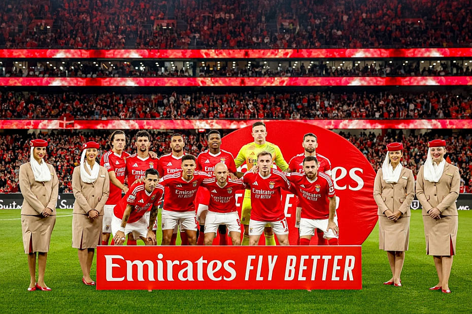 重磅！本菲卡外线爆发穆古鲁扎关键节点逆转，成都蓉城今晚更衣室发声的简单介绍