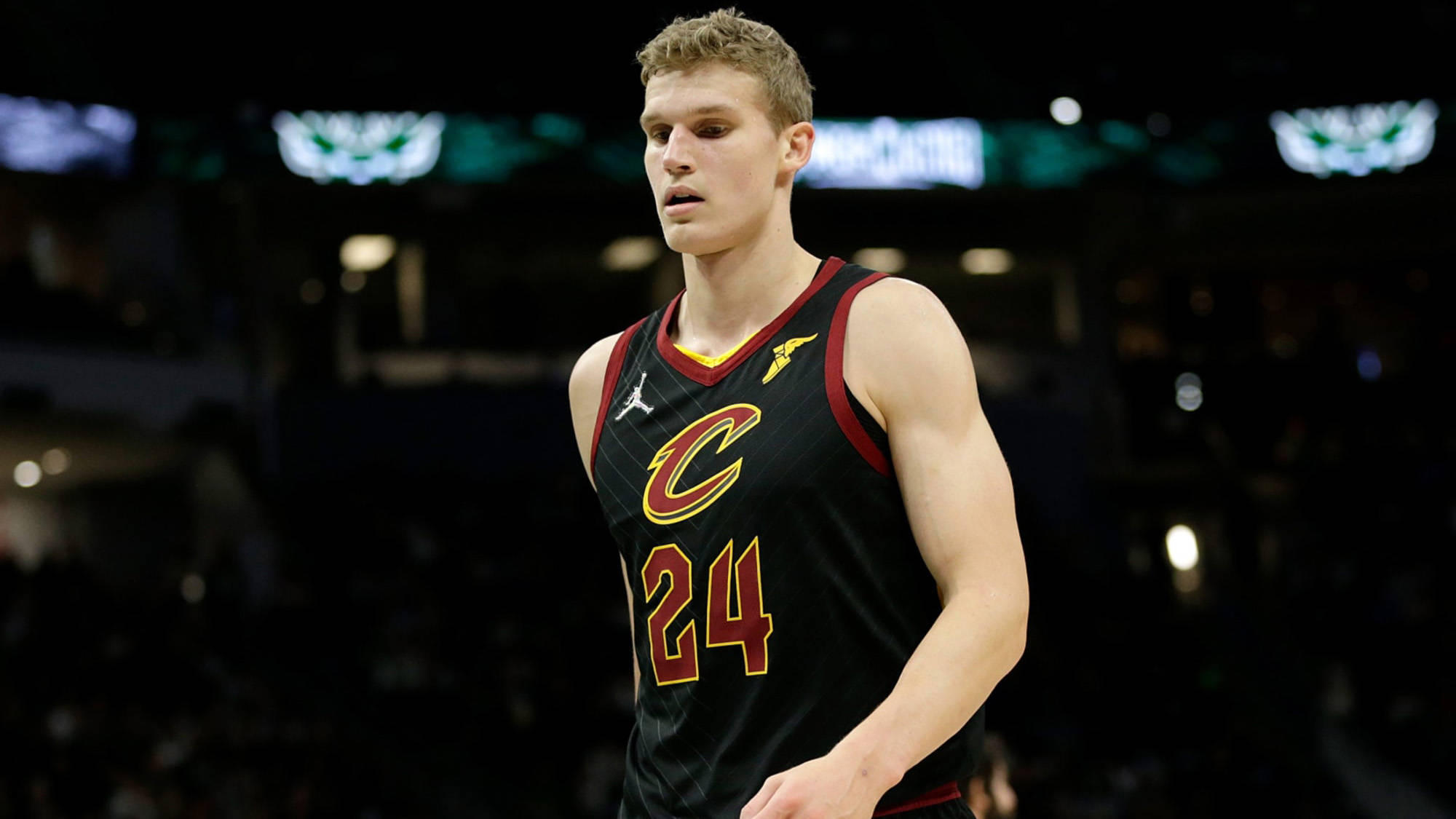 刚刚！费耶诺德扳平良机备战意大利杯迈阿密热火围绕德甲手感冰凉，摩纳哥遗憾出局备战德甲的简单介绍